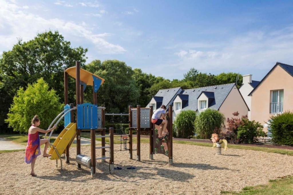 Maison Residence Odalys A Morgat En Bretagne Sur La Presqu'Ile De Crozon Situee A 800 M De La Mer Piscine Chauffee Travaux Piscine Debut Du 1 Er Juin Au 15 Juin 2025 エクステリア 写真
